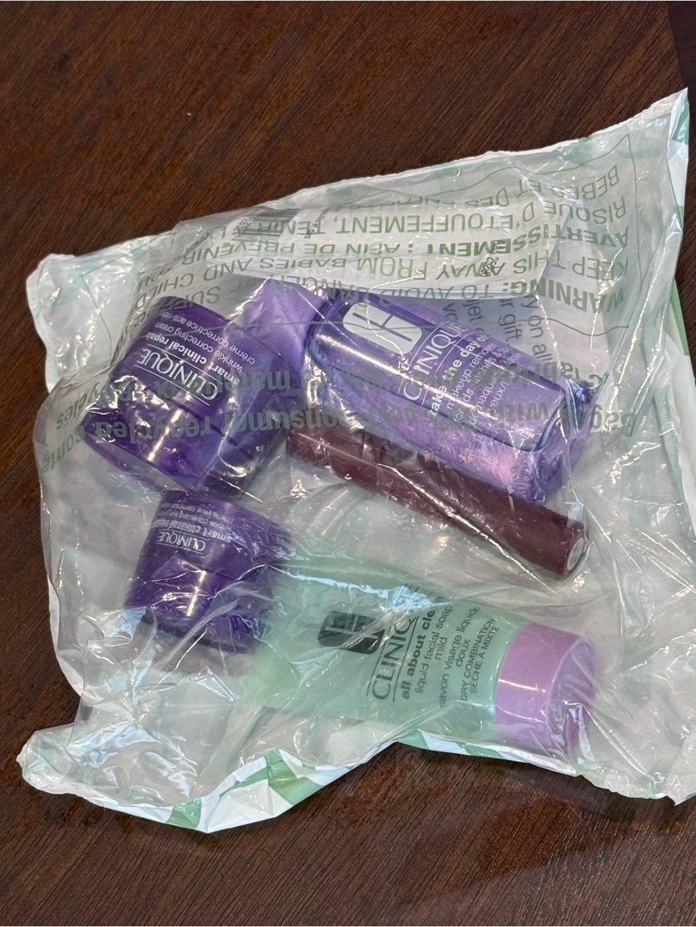 Clinique 5 piece travel set. New!